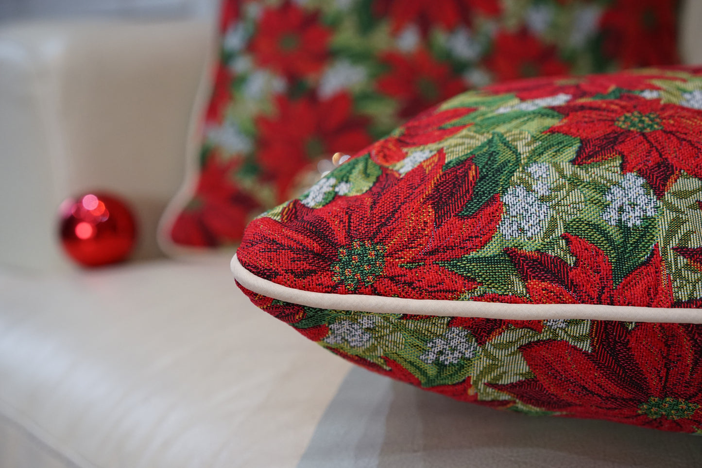 Xmas Poinsettias Pillowcase Cushion Cover 18x18 Inch