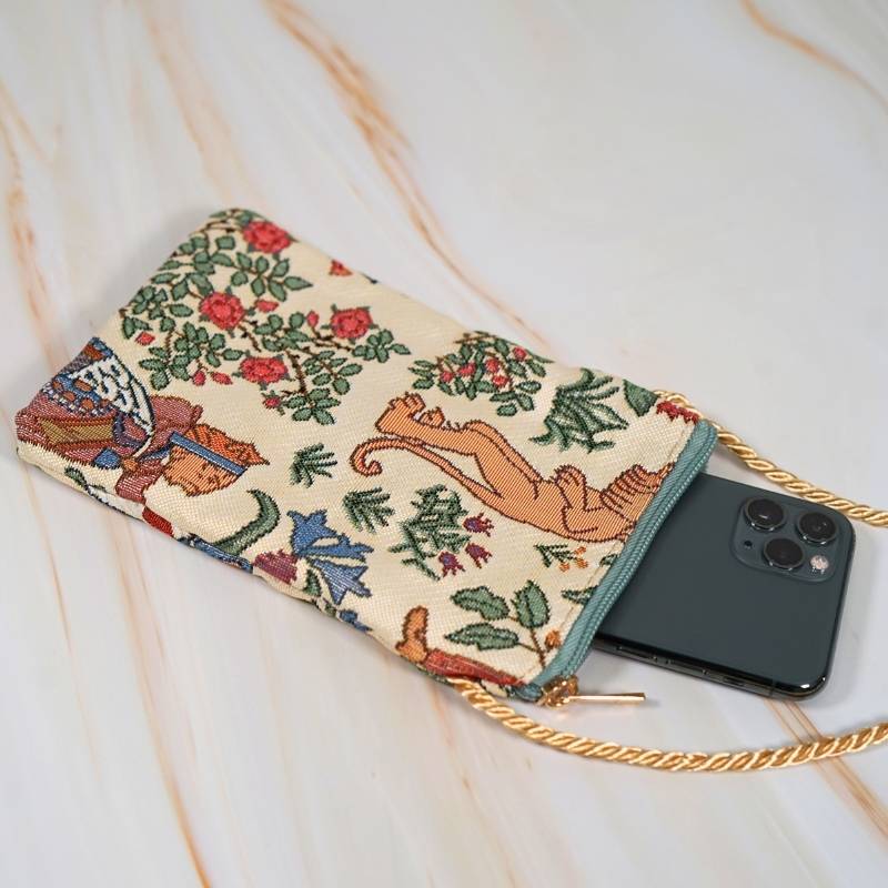 Alice in Wonderland Smart Bag