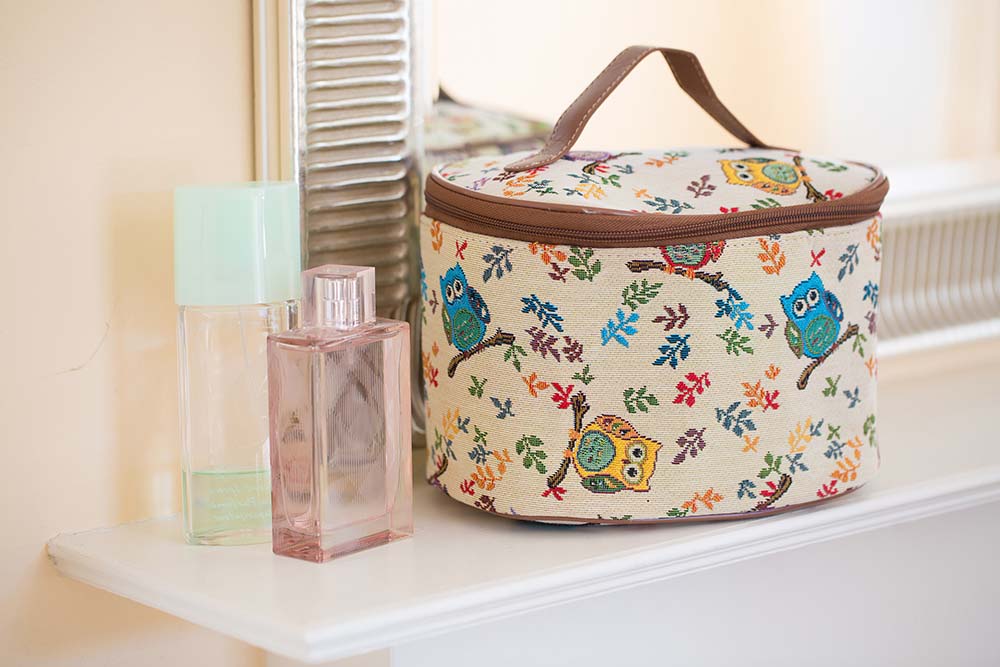 Owl Animal Design Toiletry Bag/ Toiletries Organizer
