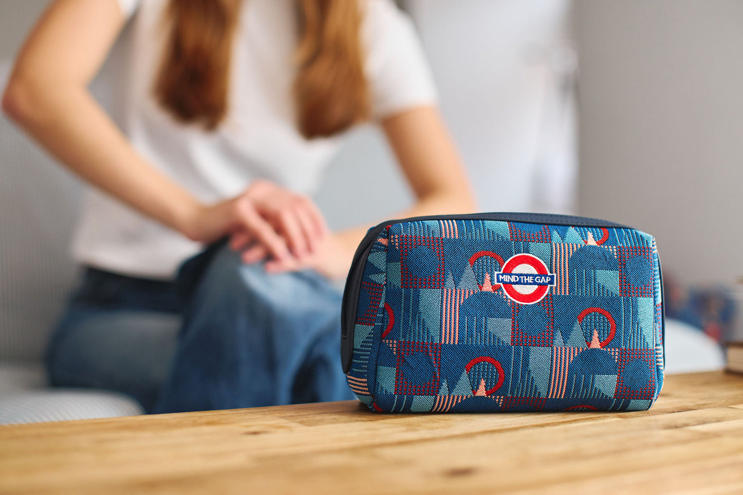 Signare London - Beauty Bag TfL Piccadilly Moquette Mind The Gap
