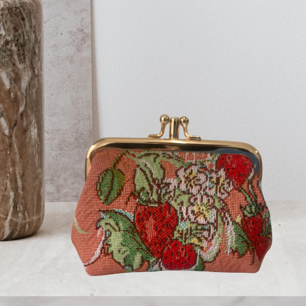 Wild Strawberry Coin Clasp Frame Purse