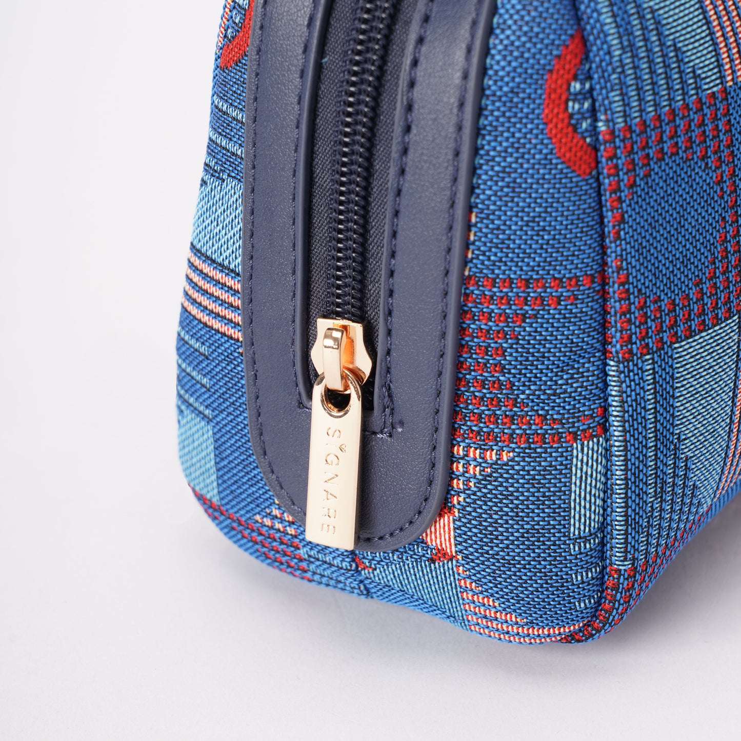 Signare London - Beauty Bag TfL Piccadilly Moquette Mind The Gap