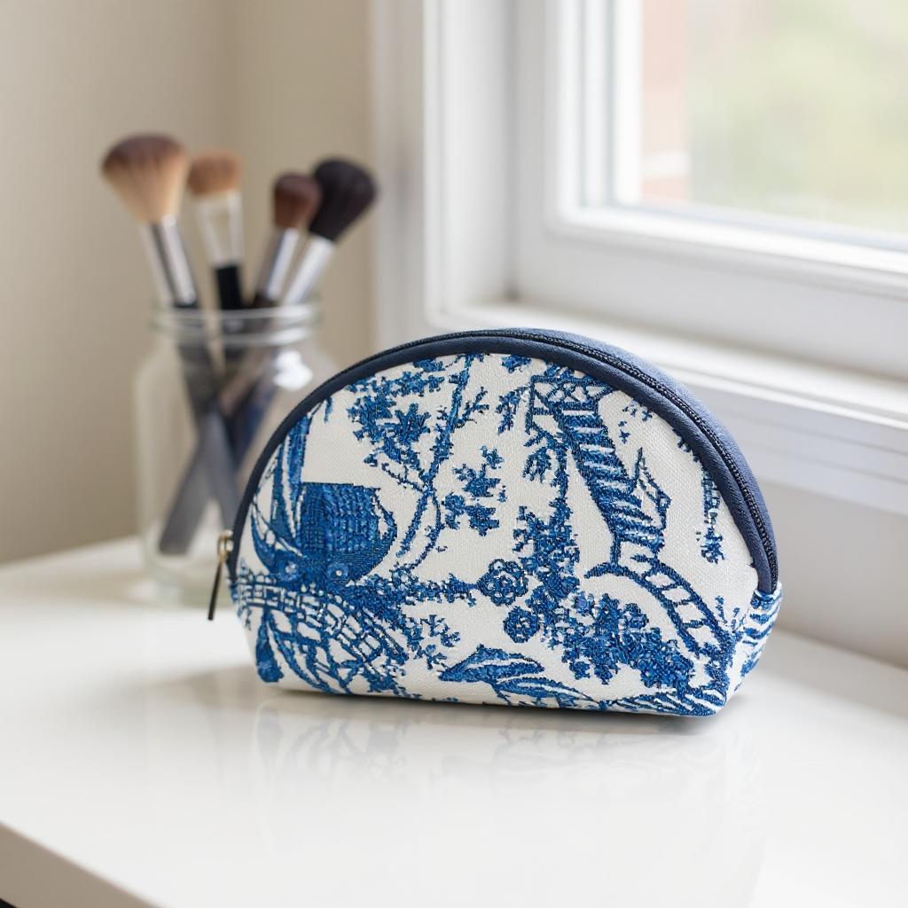 British Museum Chinoiserie Blue Cosmetic Make Up Bag