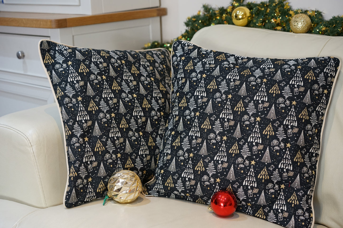 Xmas Tree Pillowcase Cushion Cover 18x18 Inch