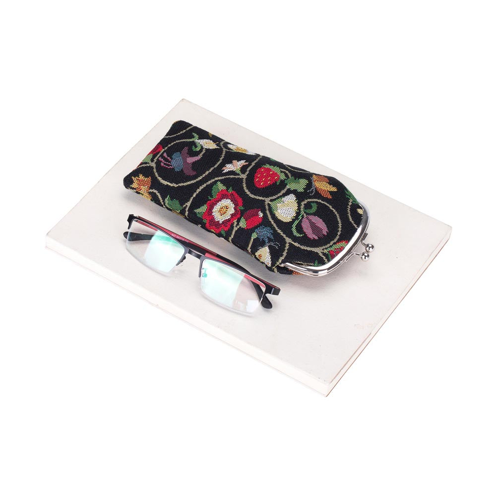 GPCH-JACOB | JACOBEAN DREAM GLASSES SUNGLASSES POUCH CASE - www.signareusa.com