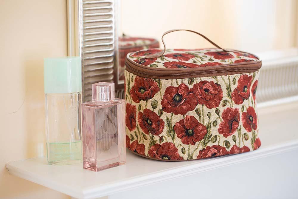 TOIL-POP | POPPY TOILETRY VANITY TRAVEL BAG - www.signareusa.com