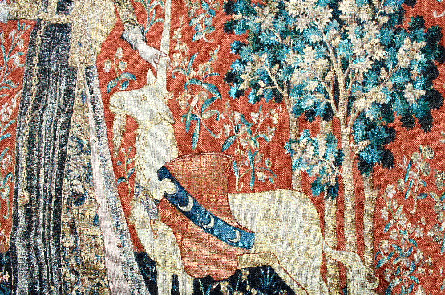 WH-LU-TO | Lady & Unicorn Sense Of Touch 85 X 120 Cm Wall Hanging